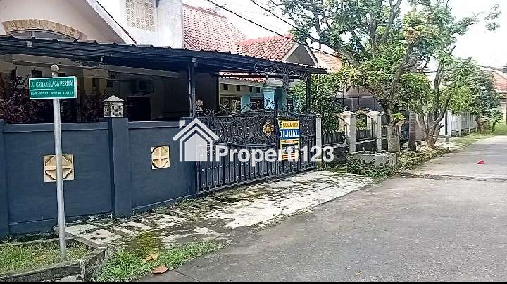 Rumah di komplek Griya Telaga Permai blok B1 no.1 Cilangkap Tapos Depok Jawa Barat, lokasi di Jalan utama perumahan, tepat pinggir jalan raya bogor ( no.wa : 081318087979 ) - 3