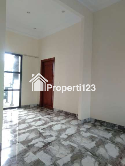 Dijual Rumah Classic Mewah di Puspita Loka BSD - 8