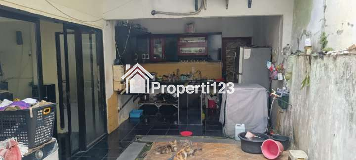 Rumah di komplek Griya Telaga Permai blok B1 no.1 Cilangkap Tapos Depok Jawa Barat, lokasi di Jalan utama perumahan, tepat pinggir jalan raya bogor ( no.wa : 081318087979 ) - 8