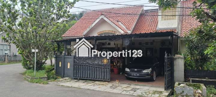 Rumah di komplek Griya Telaga Permai blok B1 no.1 Cilangkap Tapos Depok Jawa Barat, lokasi di Jalan utama perumahan, tepat pinggir jalan raya bogor ( no.wa : 081318087979 ) - 1