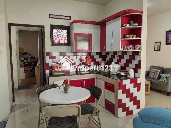 Rumah second terawat dekat gate tol Cimanggis Depok - 9