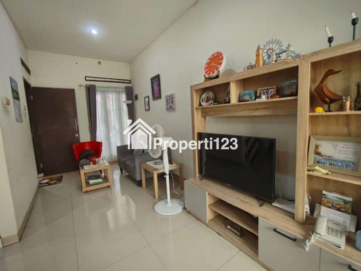 Rumah second murah siap huni hook diTapos depok - 6