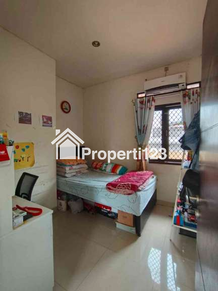 Rumah second murah siap huni hook diTapos depok - 10