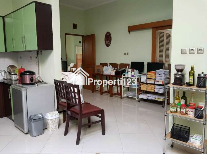 Jual Cepat Rumah Elit Budi Sari Bandung 400m2 SHM Siap Huni 6.5 Milyar Nego - 15