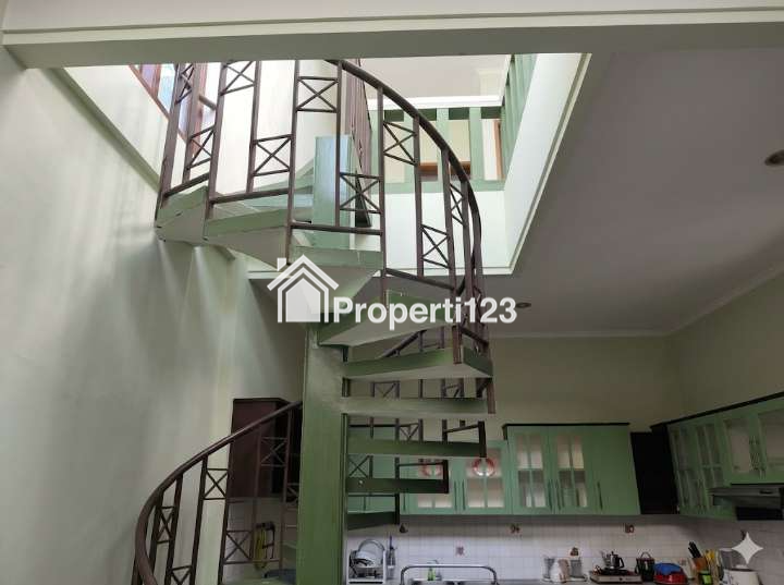 Jual Cepat Rumah Elit Budi Sari Bandung 400m2 SHM Siap Huni 6.5 Milyar Nego - 18