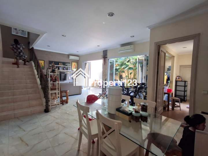 Dijual Rumah 2 Lantai di The Green BSD - 1