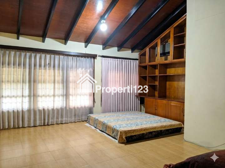 Rumah Mewah 2,5 Lantai Sayap Mainroad Terusan Jakarta Antapani Bandung – Strategis & Siap Huni! - 5