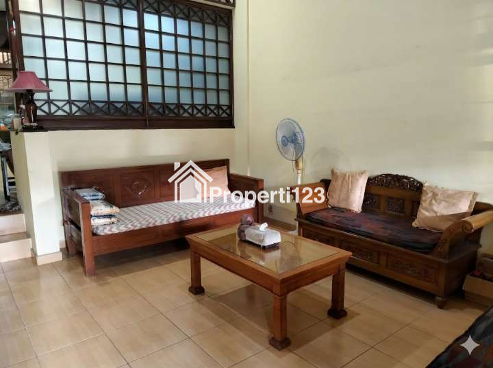 Rumah Mewah 2,5 Lantai Sayap Mainroad Terusan Jakarta Antapani Bandung – Strategis & Siap Huni! - 4