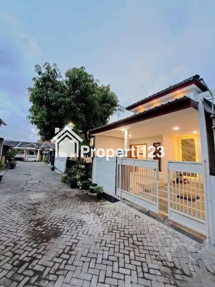 Rumah Baru di Perumahan Graha Indah Rungkut Dekat UPN Surabaya Timur - 4