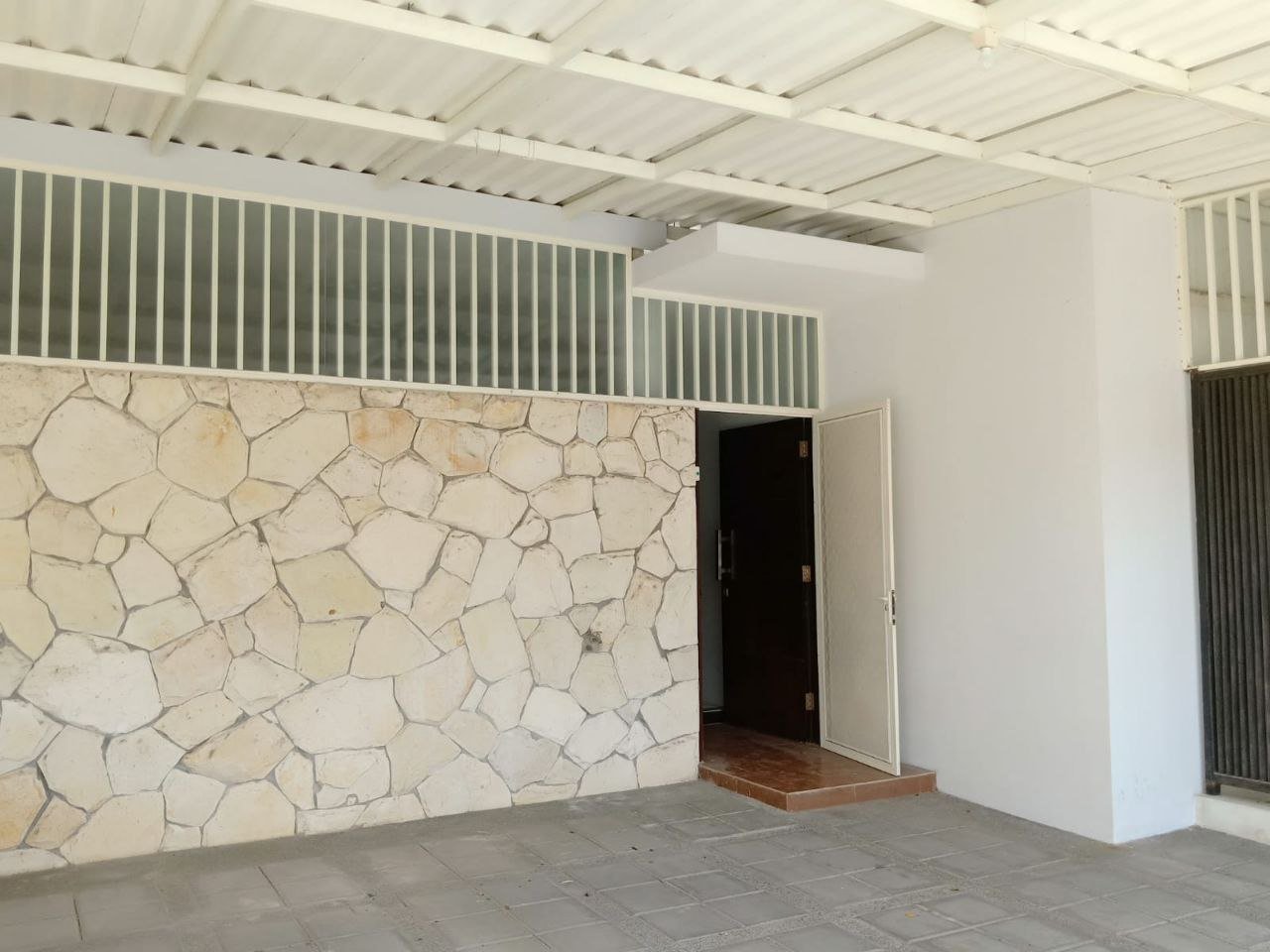 Rumah Minimalis Di Perumahan Forest Mansion Dekat Pakuwon Mall Surabaya Barat - 14