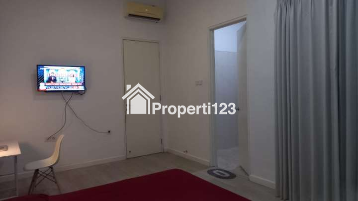 Rumah Semi Furnished Taman Puspa Raya Citraland Dekat Pakuwon Mall Surabaya Barat - 7