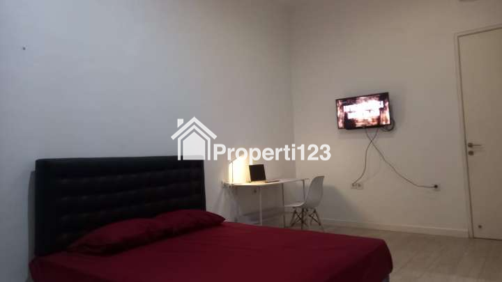 Rumah Semi Furnished Taman Puspa Raya Citraland Dekat Pakuwon Mall Surabaya Barat - 5