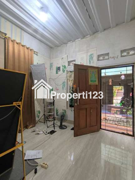 Rumah Strategis Kayuringin Jaya Bekasi Selatan - 7