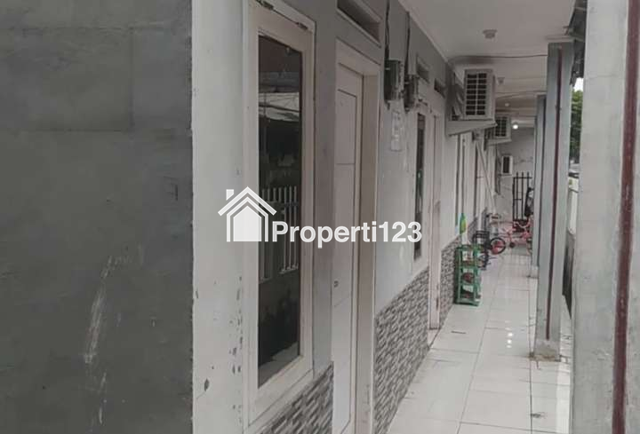 Dijual KONTRAKAN 13 Pintu, 300 meter ke Jalan Raya Bogor Pabuaran Cibinong. Akses masuk ke Kontrakan bisa 2 mobil ( no.wa : 081318087979 ) - 3