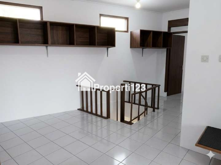 DIJUAL CEPAT! RUMAH DI TUBAGUS ISMAIL BANDUNG – SIAP SULAP JADI KOS-KOSAN MEWAH, JAMINAN PASSIVE INCOME MENGALIR DERAS! - 5