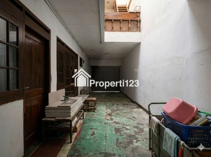 RUMAH MEWAH MAINROAD SARIJADI BANDUNG – SIAP PAKAI UTK BISNIS, KANTOR, ATAU HUNIAN! - 8