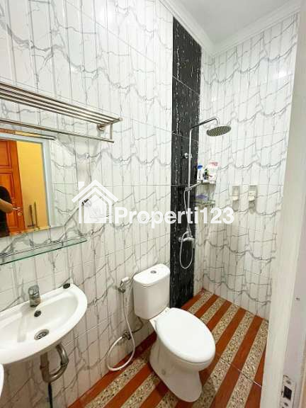 Dijual Rumah Second di Kranggan Jatisampurna Bekasi bonus furniture - 4