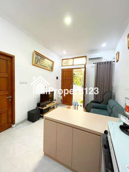 Dijual Rumah Second di Kranggan Jatisampurna Bekasi bonus furniture - 2