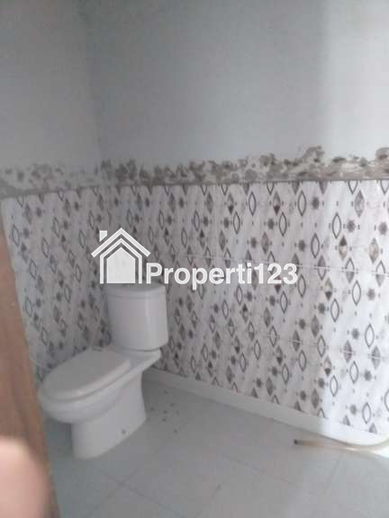 Rumah second 2 lantai murah siap huni lokasi strategis diTapos depok - 4