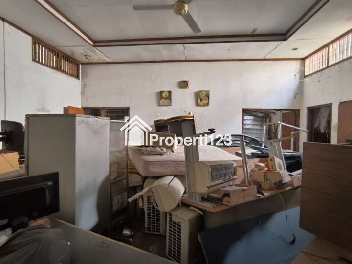 Rumah Tua Hitung Tanah Cempaka Putih Timur Jakarta Pusat - 6