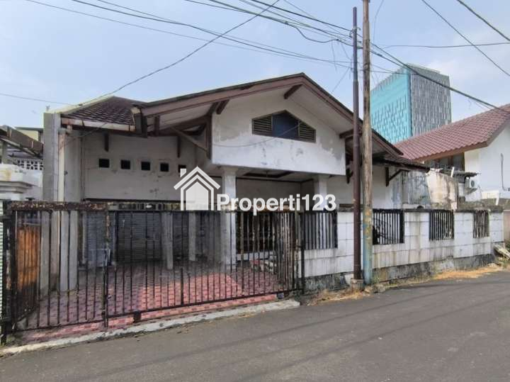 Rumah Tua Hitung Tanah Cempaka Putih Timur Jakarta Pusat - 1