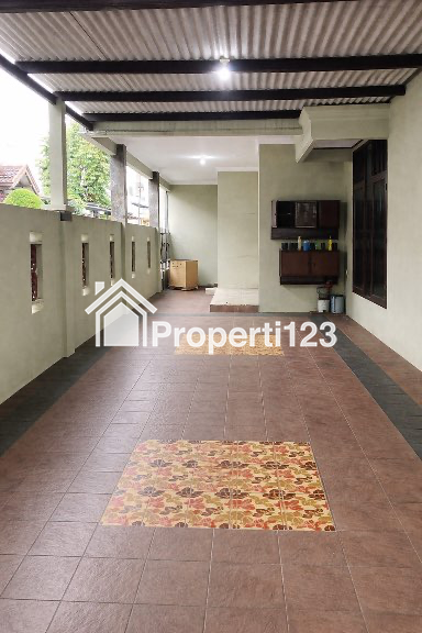 Rumah Siap Huni Hook di Taman Buaran, Sebrang Buaran Plaza Mall - 5