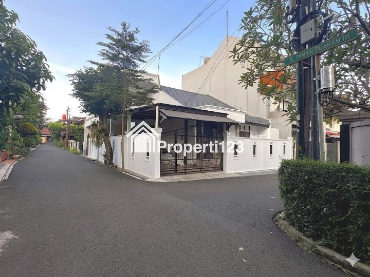 Rumah Siap Huni Hook di Taman Buaran, Sebrang Buaran Plaza Mall - 3