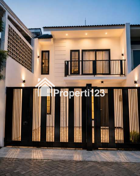 Rumah Semi Furnished di Green Mansion Regency Lontar Dekat Pakuwon Mall Surabaya Barat - 3