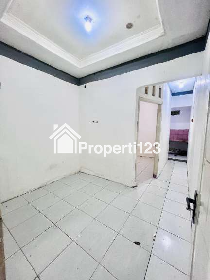 Dijual Rumah Siap Huni 200jutaan di Ciracas Jakarta Timur - 2