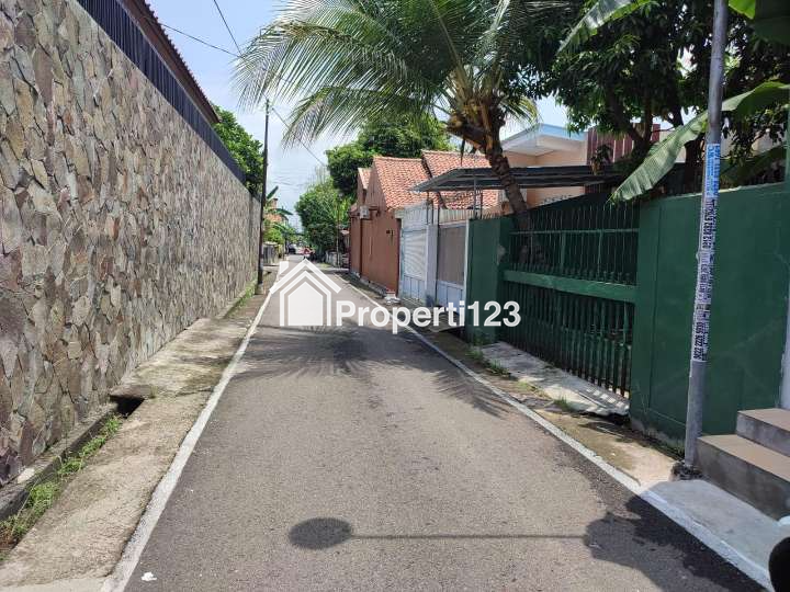 Di jual rumah hitung tanah di jalan Singosari Nusukan solo - 2