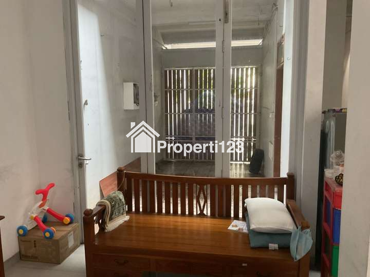 Rumah Siap Huni Jalan Cempaka Putih Timur Jakarta Pusat - 4