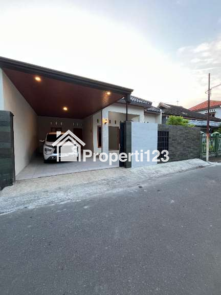 Di jual rumah di banyuanyar solo - 2
