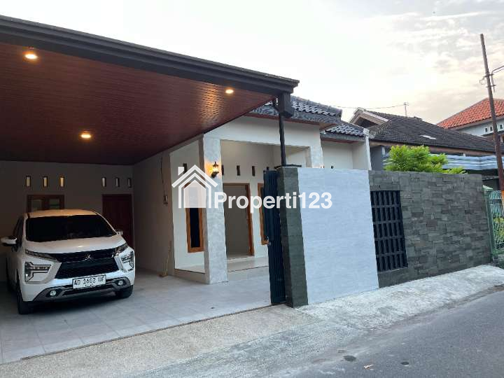 Di jual rumah di banyuanyar solo - 1