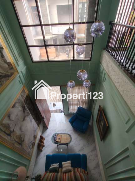 Rumah ready siap huni dalam townhouse area Cipayung Jaktim - 5