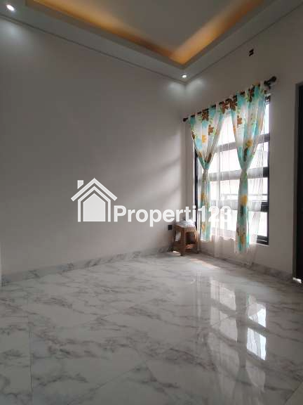 Rumah baru dalam townhouse area Cipayung Jaktim - 11