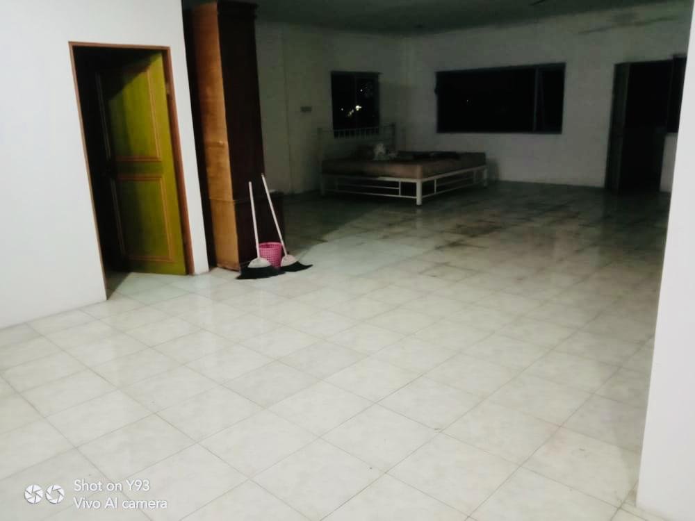 Dijual Murah Rumah Ukuran Luas ,Lokasi Strategis ,Jl Gayungsari, Surabaya,Jawa Timur - 3
