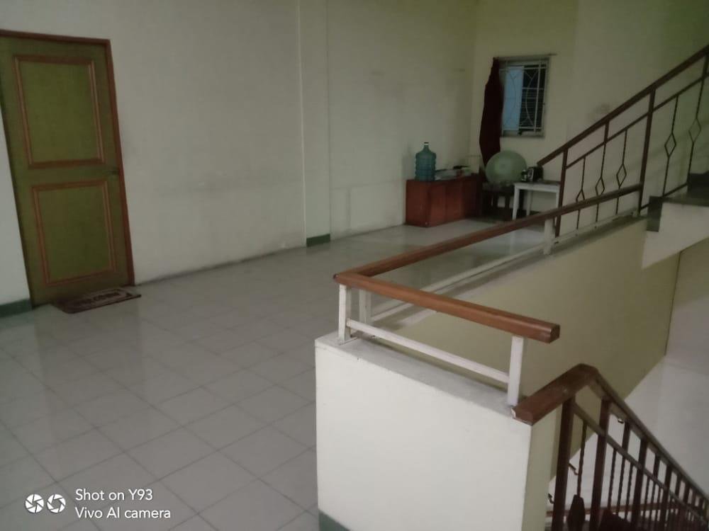 Dijual Murah Rumah Ukuran Luas ,Lokasi Strategis ,Jl Gayungsari, Surabaya,Jawa Timur - 5