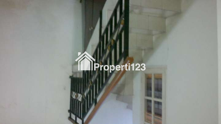 DISEWAKAN RUMAH DI KOTA WISATA CIBUBUR VANCOUVER UB 7 - 3