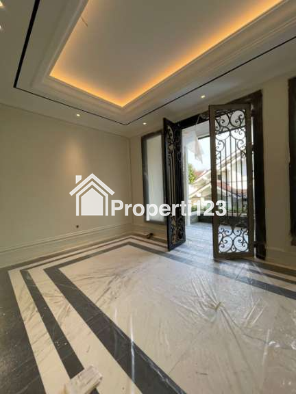 Dijual Rumah di Jl. Panglima Polim, Kebayoran Baru, Jakarta Selatan - 4