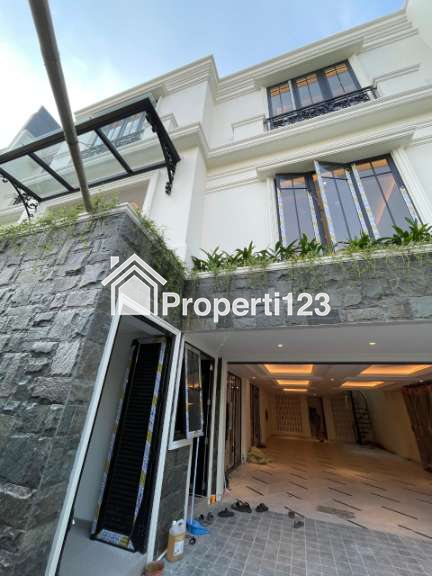 Dijual Rumah di Jl. Panglima Polim, Kebayoran Baru, Jakarta Selatan - 7