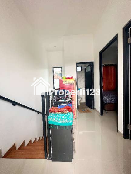 Dijual Rumah Second di Kalisari Pasar Rebo Jakarta Timur - 6