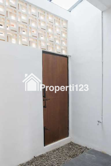 DIJUAL RUMAH UNDER PASARAN DI KOTA BANDUNG ANTAPANI - 8