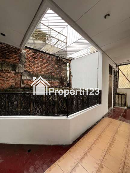 Rumah Strategis Terogong Cilandak - 8