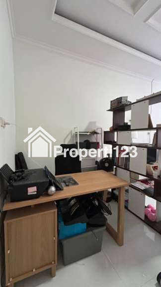 Rumah second 2 lantai murah siap huni lokasi strategis dirangkapan jaya,Depok - 9