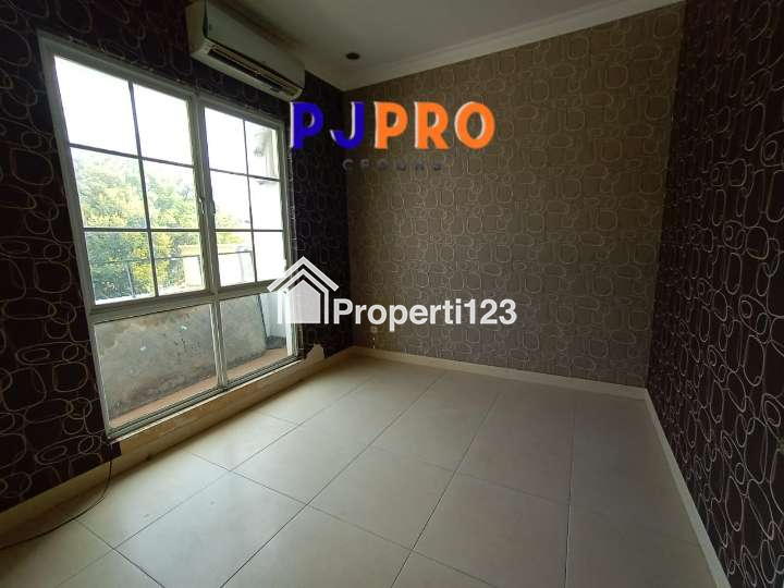 Dijual Cepat Rumah Siap Huni di The Royal Residence Jakarta Timur - 6