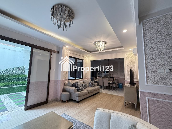 Dijual Rumah Mewah Cluster Shinano, Jakarta Gargen City - 2