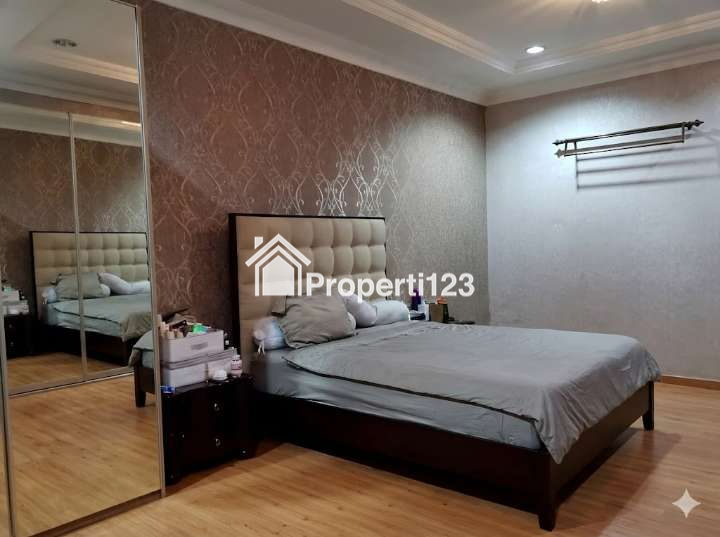 DIJUAL RUMAH MEWAH 3 LANTAI ADA KOLAM RENANG DI SETRA MURNI BANDUNG - JUAL CEPAT BU 4,5M NETT! - 3