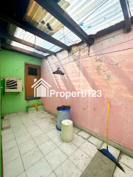 Dijual Rumah Second Strategis di Malaka Duren Sawit Jakarta Timur - 8