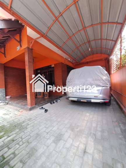 Rumah second murah tanah luas lokasi strategis dibeji Depok - 2