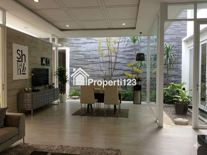 DIJUAL CEPAT! RUMAH MEWAH 2 LANTAI FULLY FURNISHED SAYAP PETA BANDUNG KOTA - TURUN HARGA SHM - 2